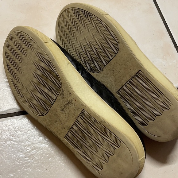 Shoes - Picture 5 of 5